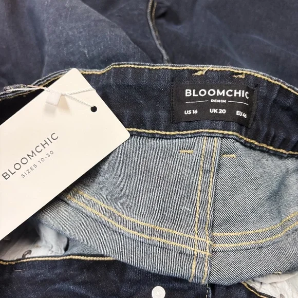NWT BloomChic Dark Wash Denim Bootcut Jeans Womens Size 16 - Picture 6 of 7